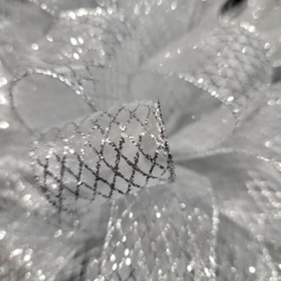 Christmas Tree Bow Topper, Silver Sheer Tree Topper 44 Loop Bow - Picture 4 of 4